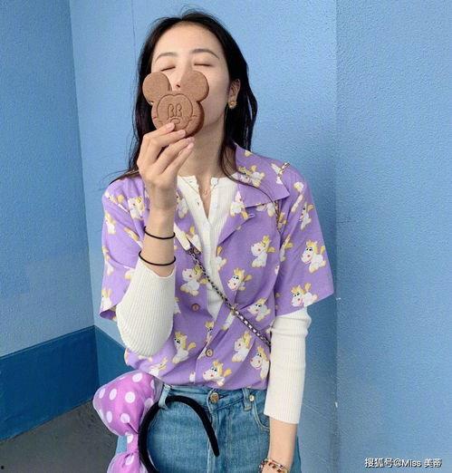 娱乐吃瓜酱 周雨彤,娱乐吃瓜酱下的璀璨星辉  第3张