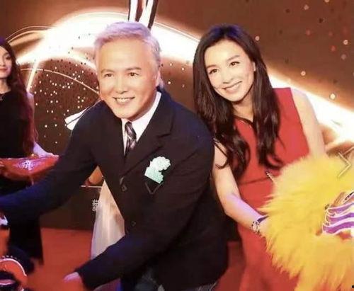 娱乐圈吃瓜夫妇,揭秘吃瓜夫妇的甜蜜日常  第3张